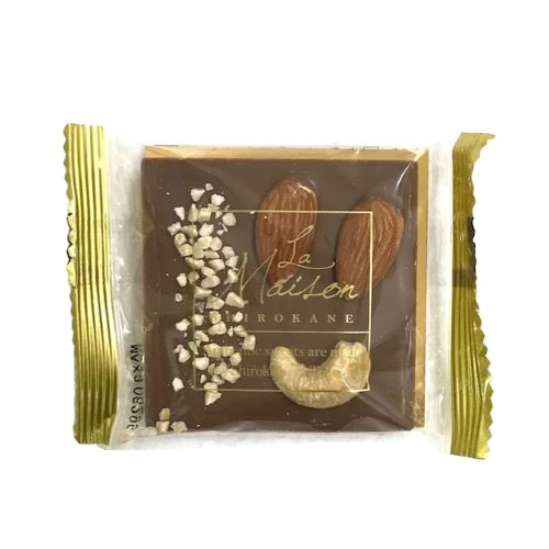 □【ホワイトデー（数量限定）】ラ・メゾン白金　タブレット　ミルク＆ナッツ １個